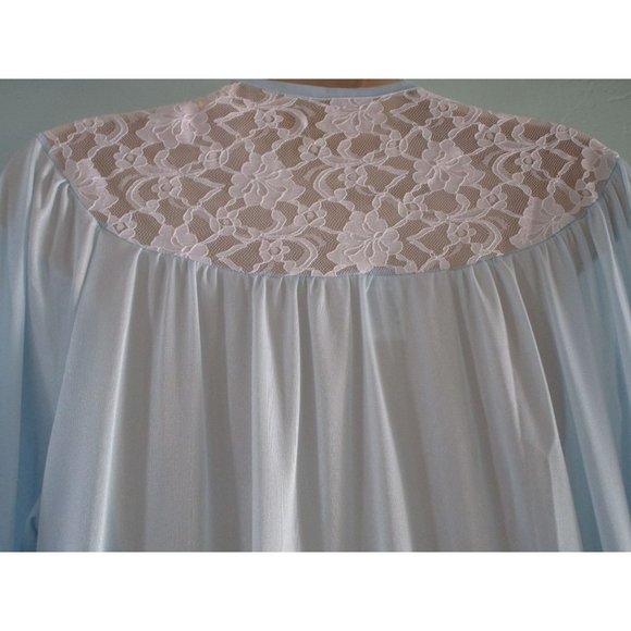 Vintage Avon Private Treasures Light Blue Lace Accent Ladies 8 Peignoir New - Picture 7 of 10
